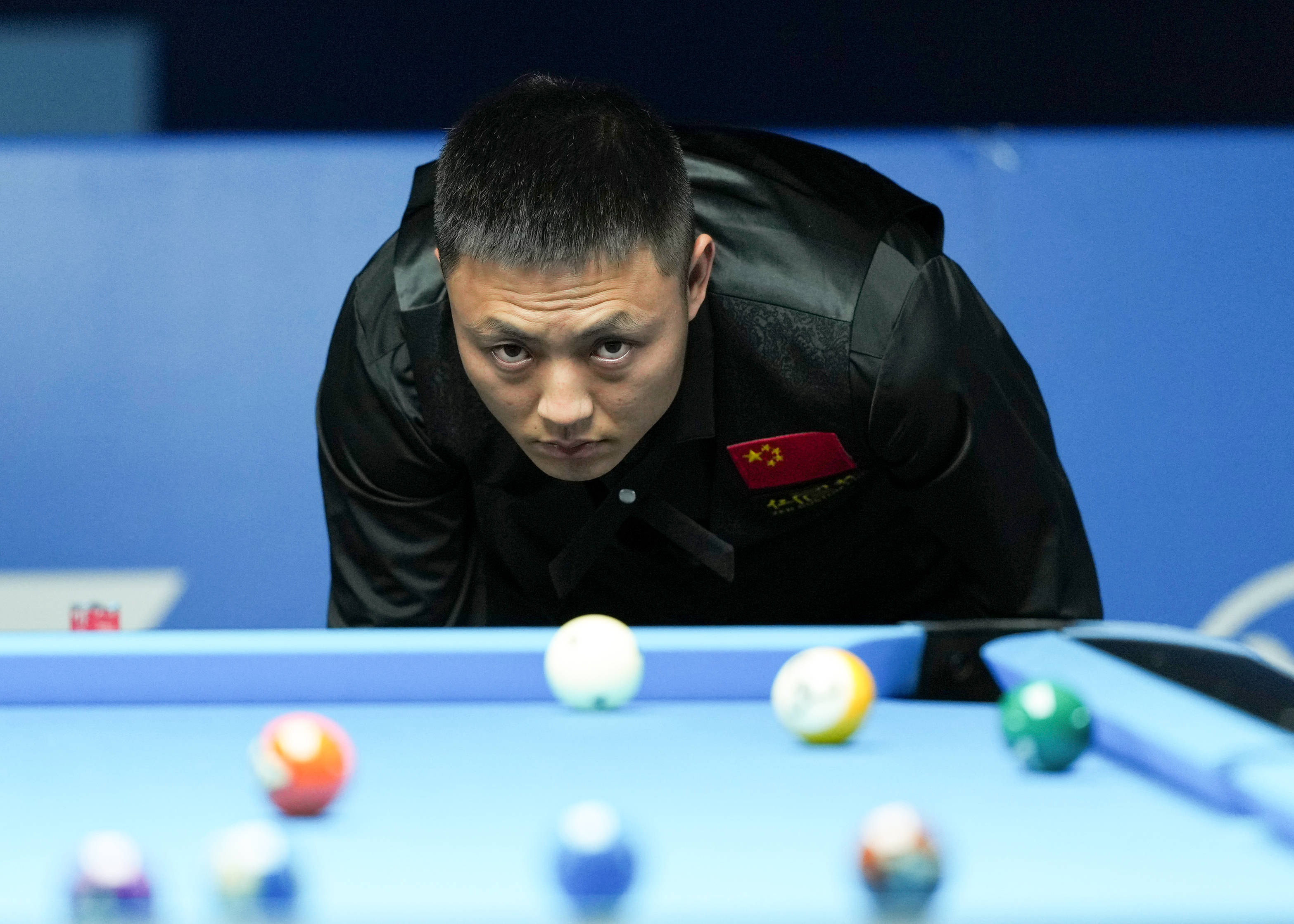 詹姆斯请全 詹姆斯请全